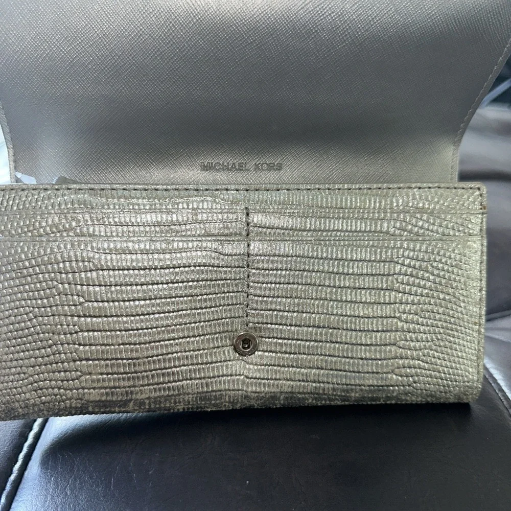 Michael Kors Tilda Flap Carryall Silver Python‎ Embossed Genuine Leather Wallet